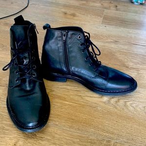 Frank and Oak Chelsea Boots